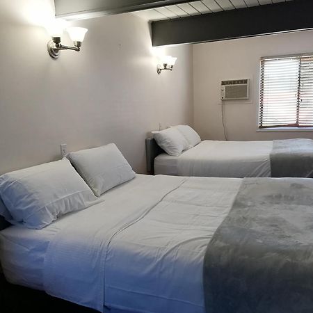 Campbell River Lodge Екстериор снимка