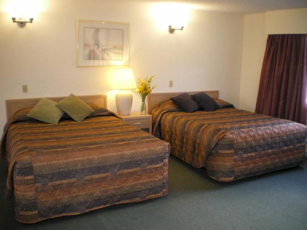 Campbell River Lodge Екстериор снимка